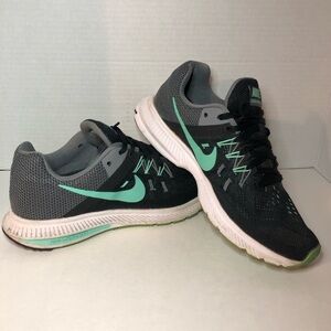 Nike Women's Gray and Teal Running Shoes